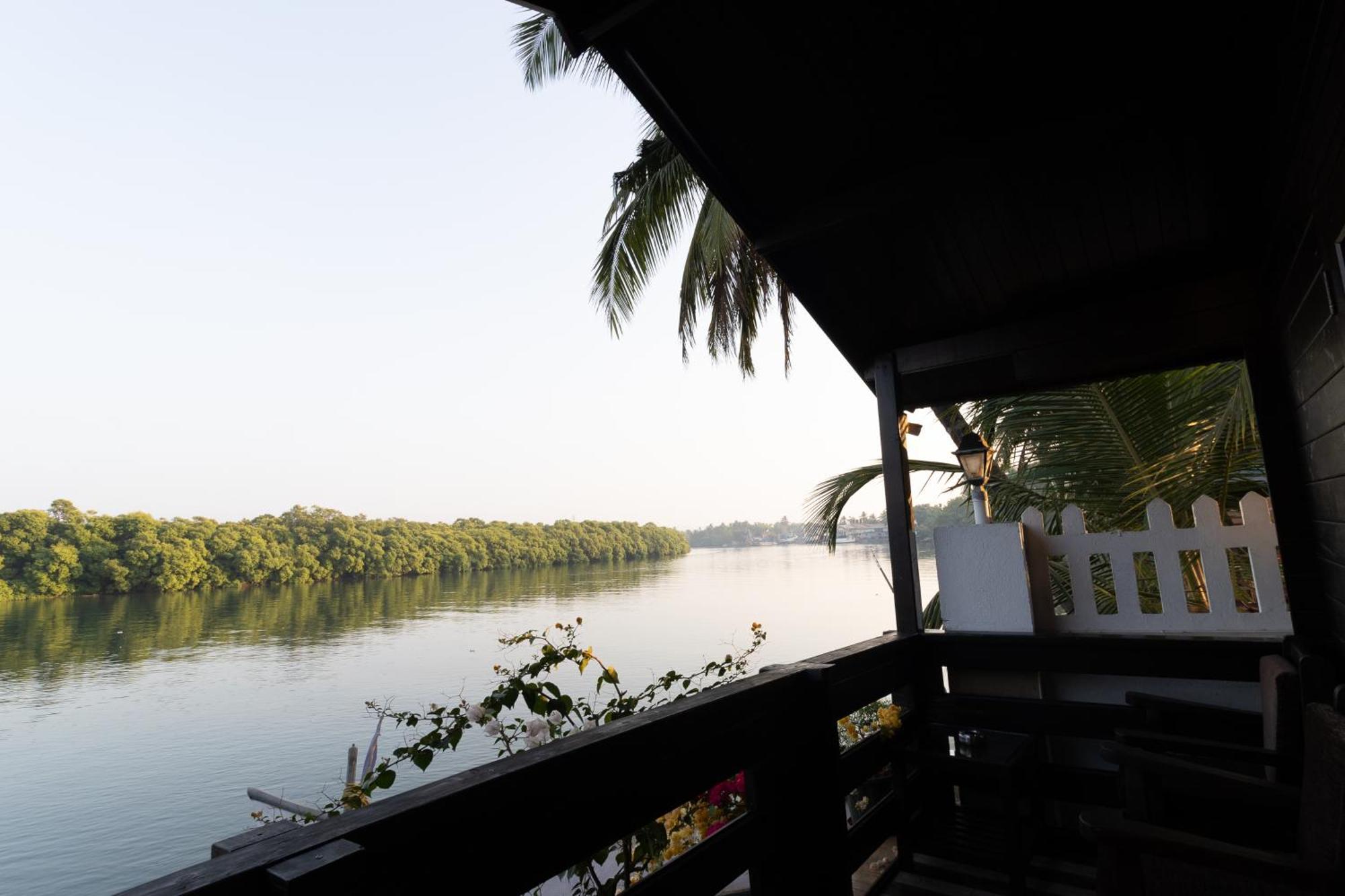 Sal Riviera Hotel Cavelossim Luaran gambar