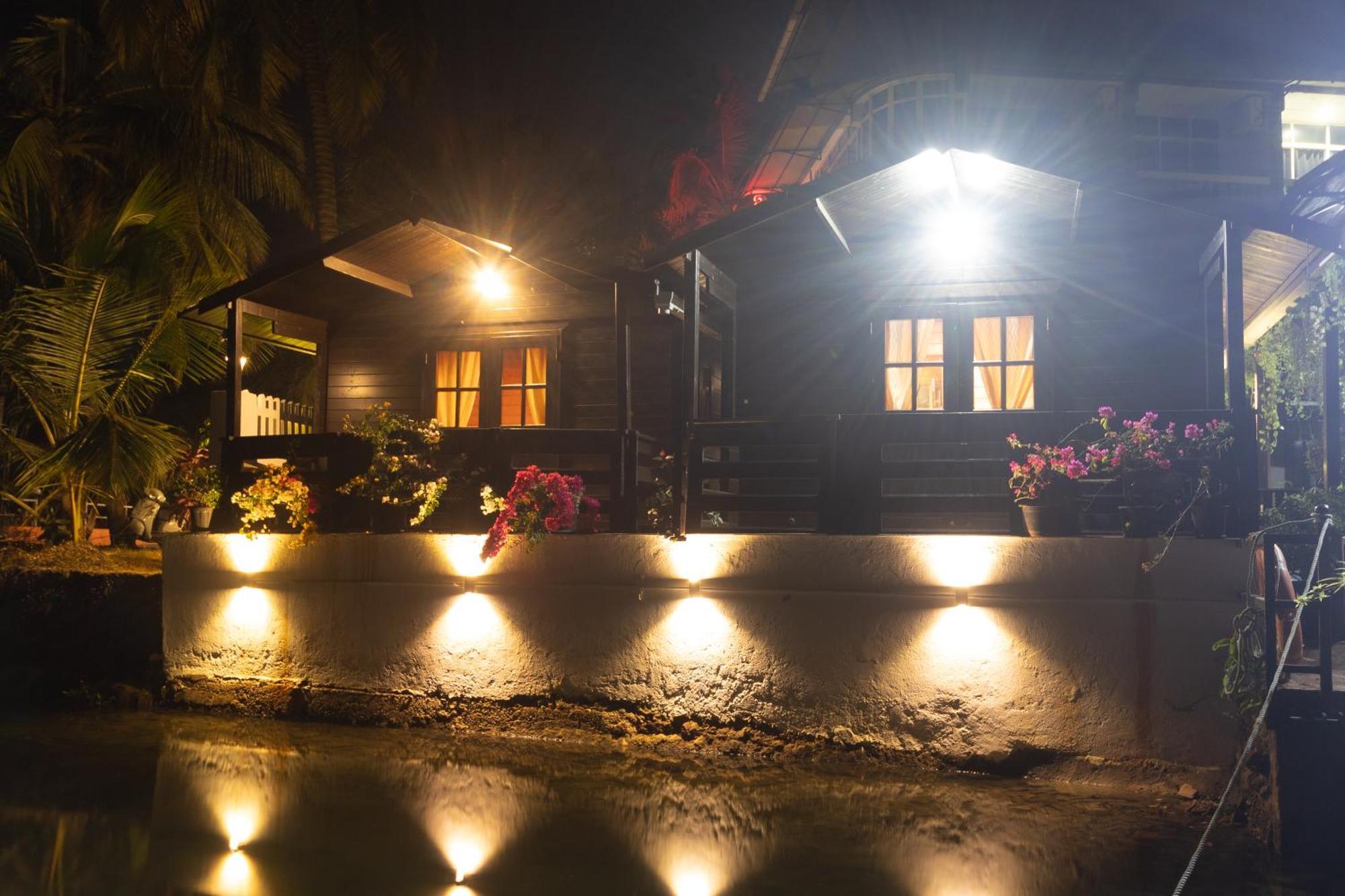 Sal Riviera Hotel Cavelossim Luaran gambar